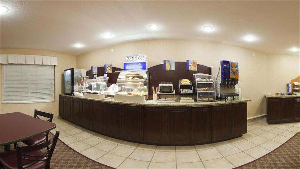 Holiday Inn Express Hotel & Suites Maryville By Ihg Exteriér fotografie