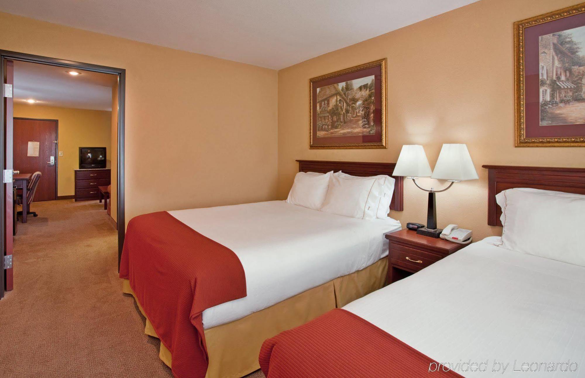 Holiday Inn Express Hotel & Suites Maryville By Ihg Pokoj fotografie